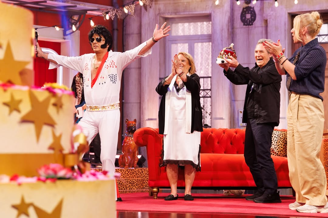 Heston Lee performing as Elvis Preseley on Spanish Television show starring Miguel Rios